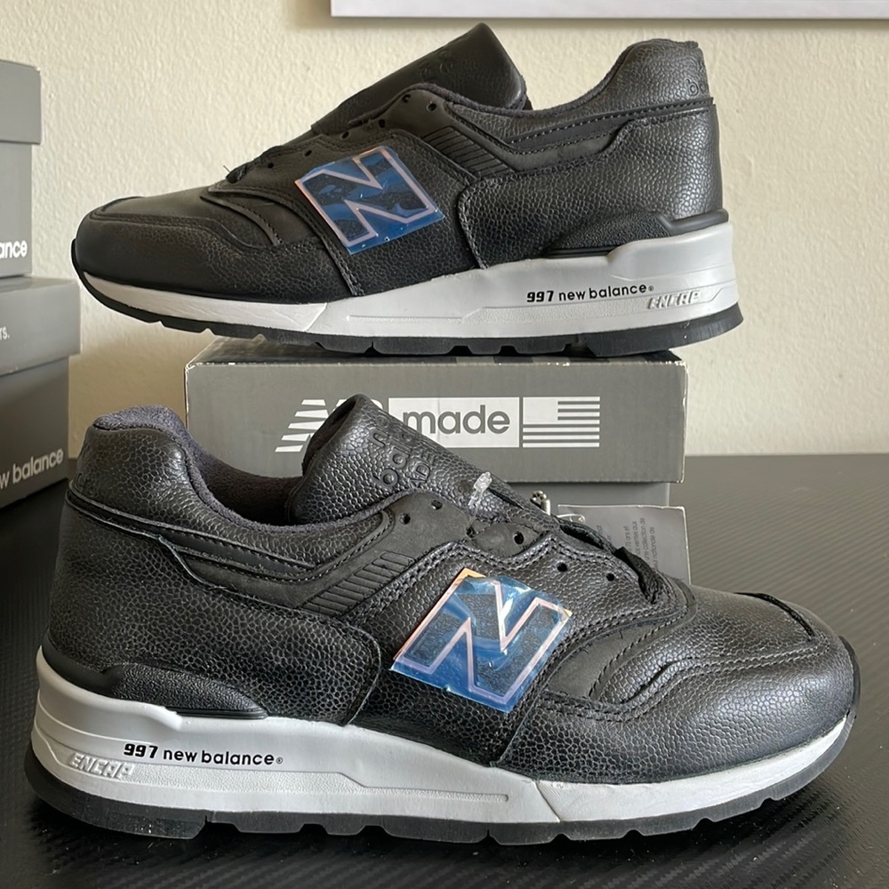 New balance 997PAF “Black Gold”